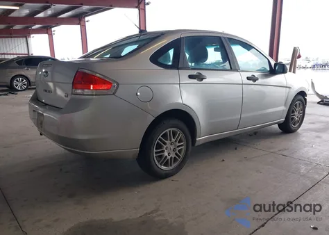 2010 Ford Focus Se z USA, uszkodzony, nr VIN 1FAHP3FN5AW146501